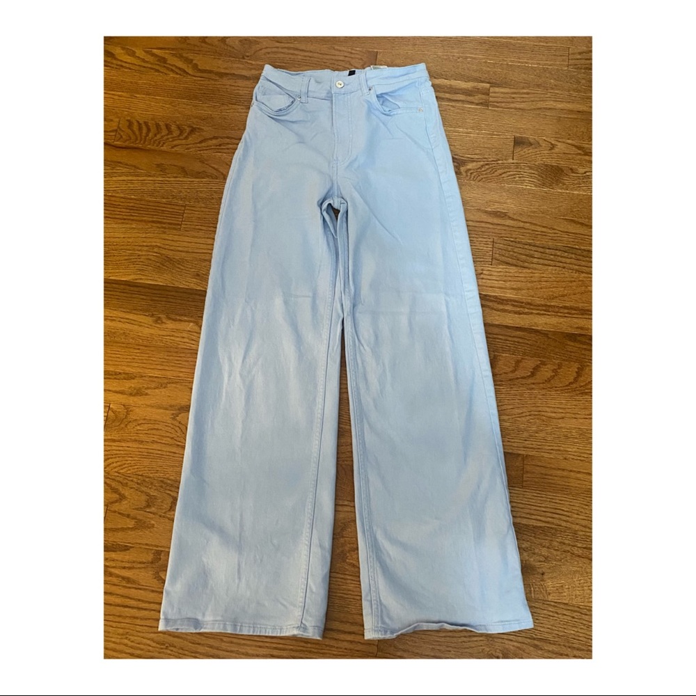 High Waisted Baby Blue Wide Legged H&M Jeans